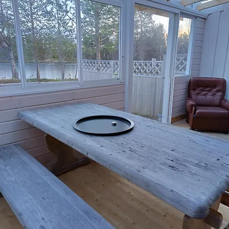 Yksioe Jaervi Sevettijärvi